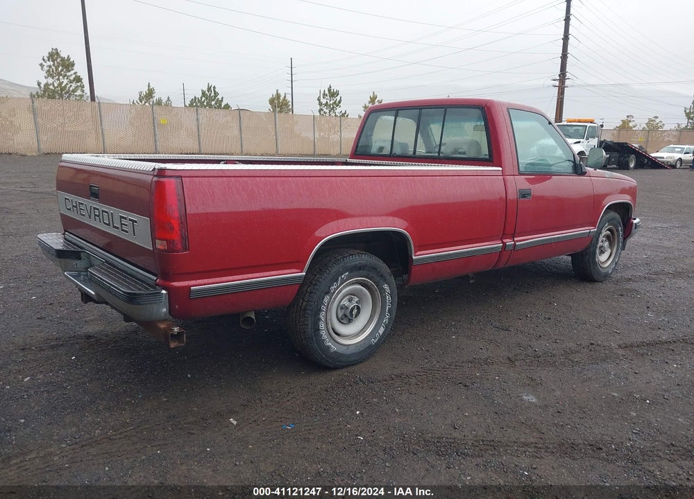 1992 CHEVROLET GMT-400 C2500 VIN: 1GCFC24K5NE222620