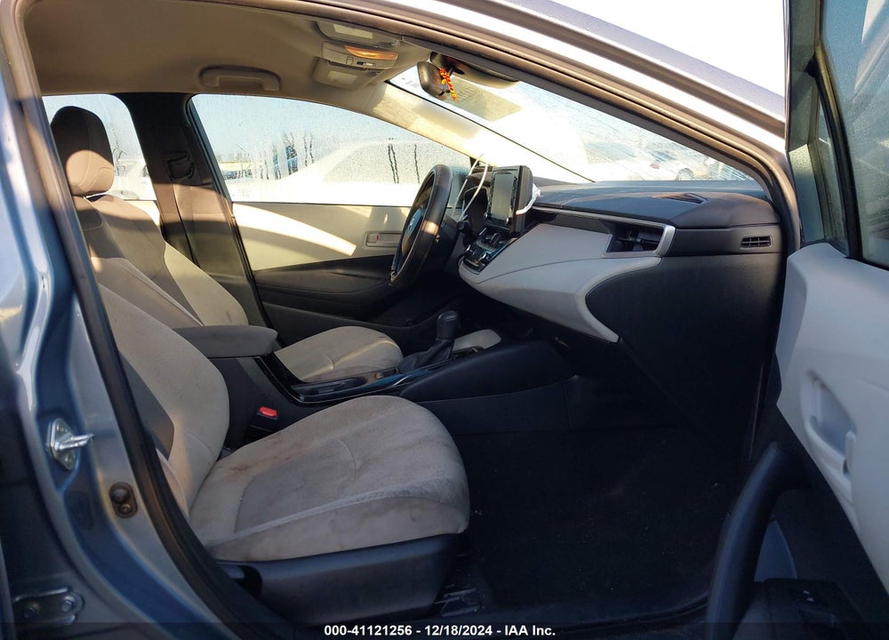 2022 TOYOTA COROLLA LE VIN: 5YFEPMAE8NP390684