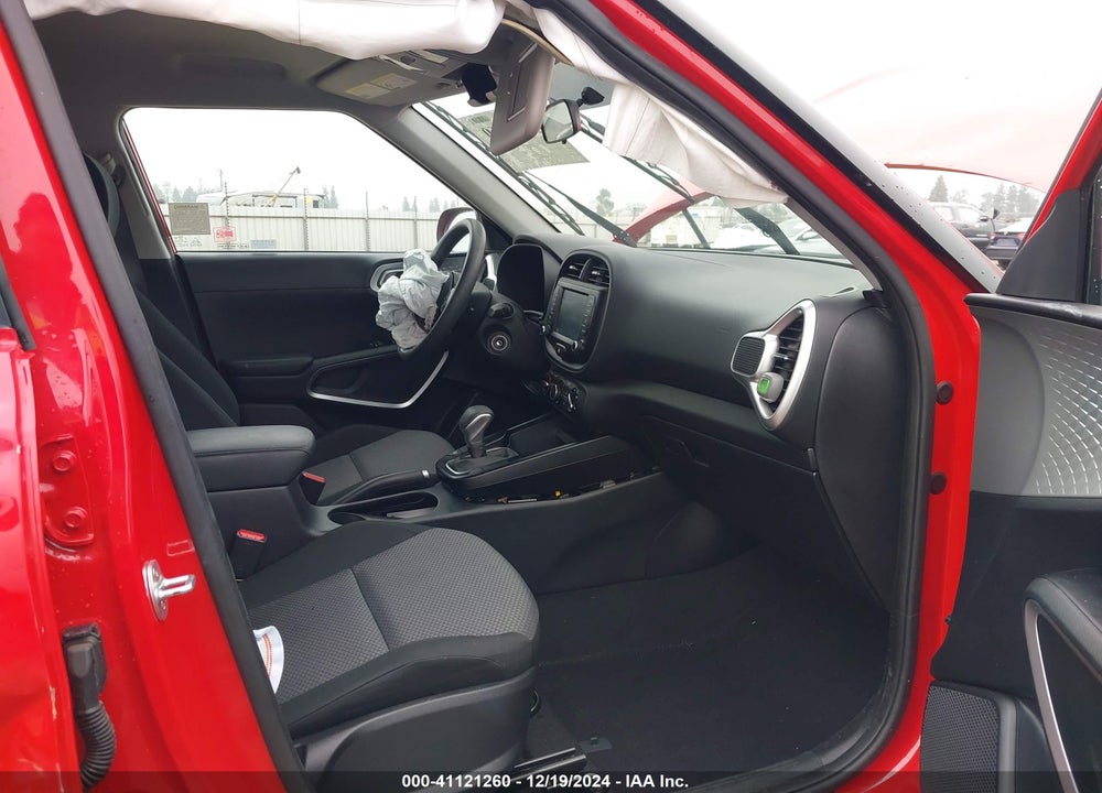 2020 KIA SOUL LX VIN: KNDJ23AU7L7708288