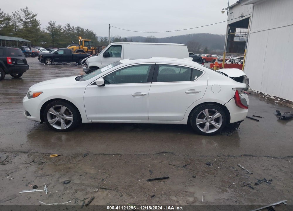 2015 ACURA ILX 2.0L VIN: 19VDE1F39FE001781