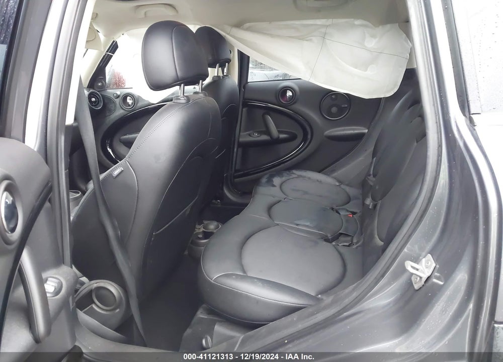 2016 MINI COUNTRYMAN COOPER S VIN: WMWZC3C57GWT09055