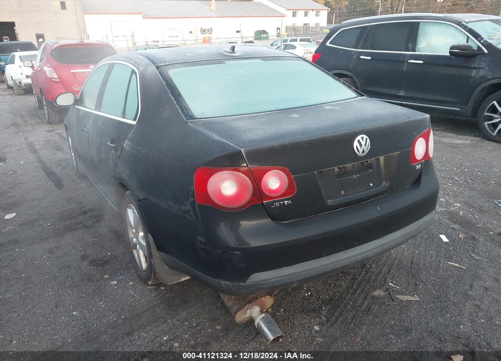 2008 VOLKSWAGEN JETTA SE/SEL VIN: 3VWRZ71KX8M158020