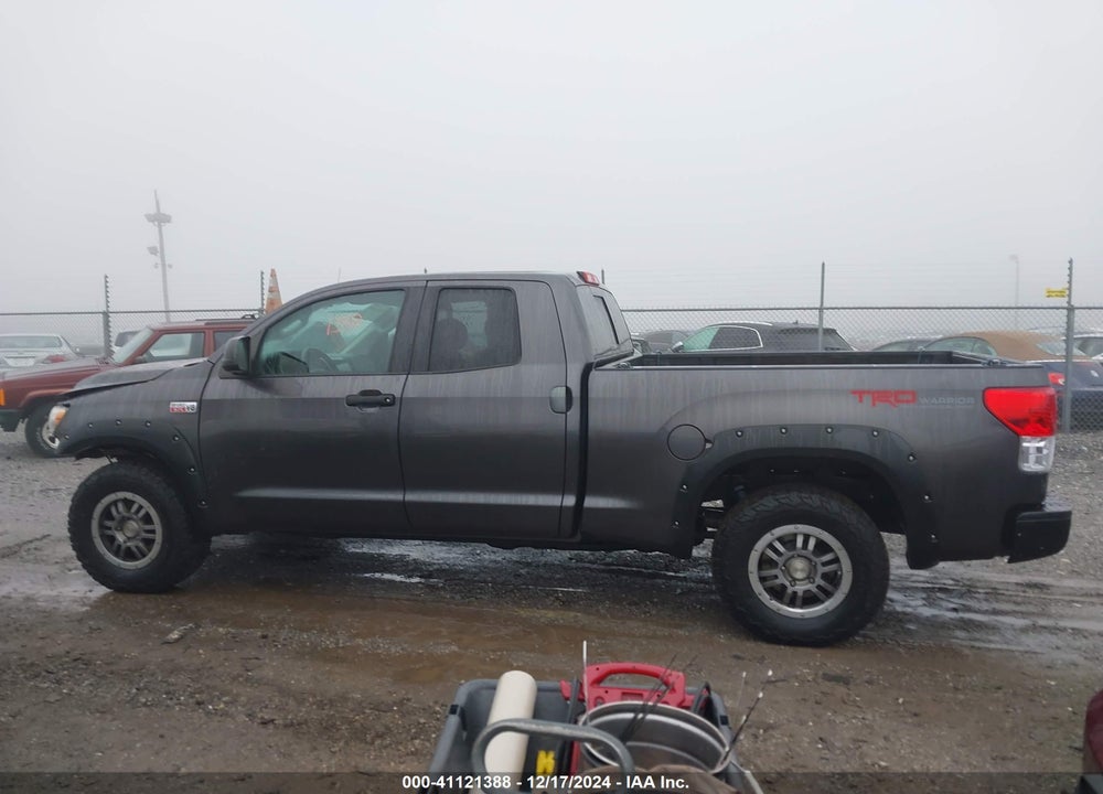 2013 TOYOTA TUNDRA DOUBLE CAB SR5 VIN: 5TFUY5F18DX322101