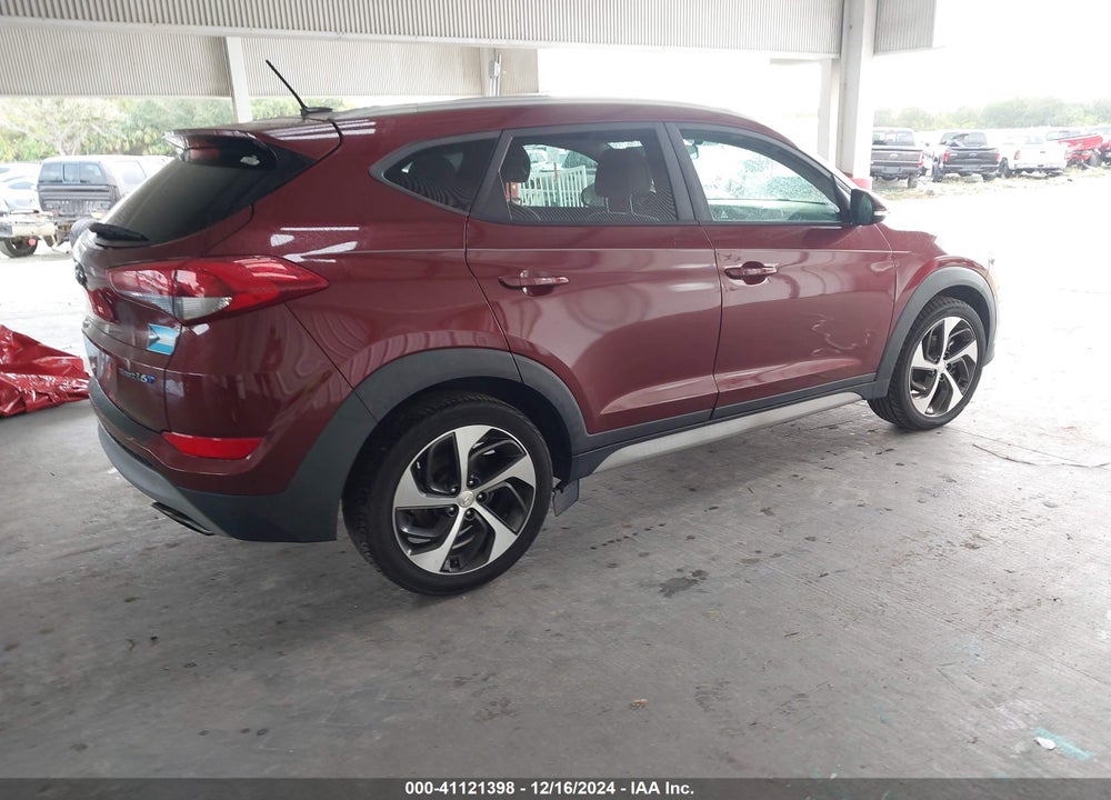 2017 HYUNDAI TUCSON SPORT VIN: KM8J33A26HU426272