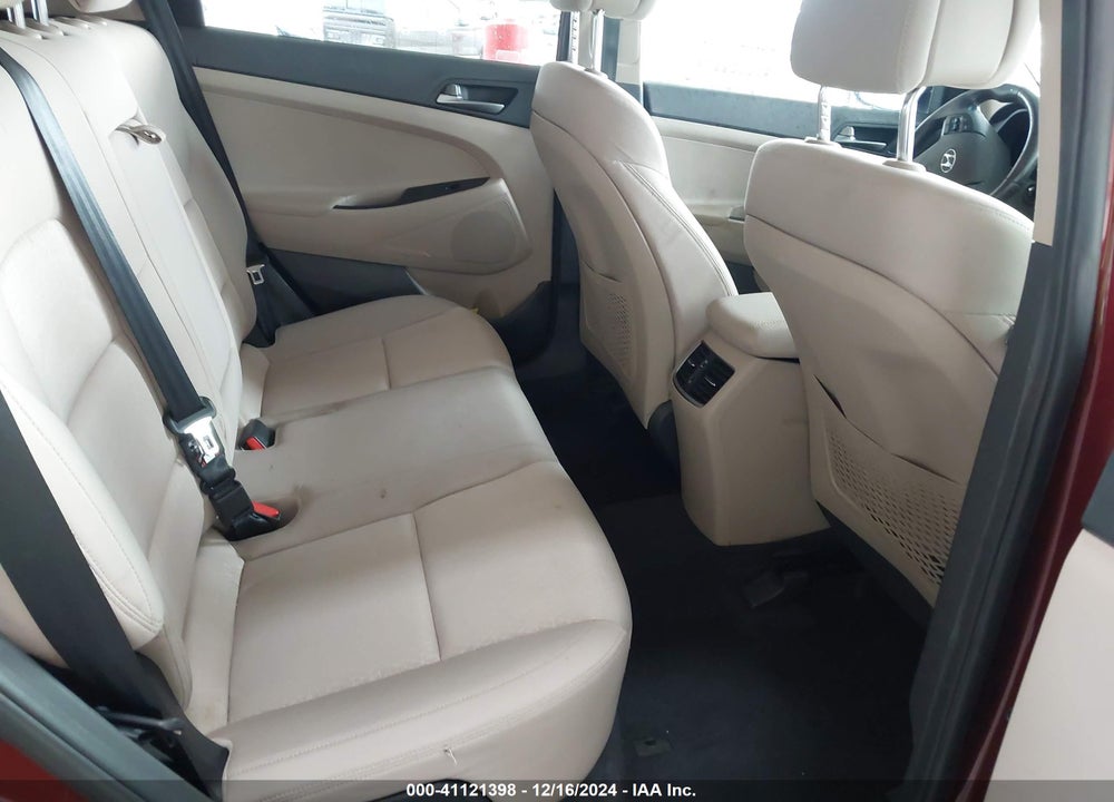 2017 HYUNDAI TUCSON SPORT VIN: KM8J33A26HU426272