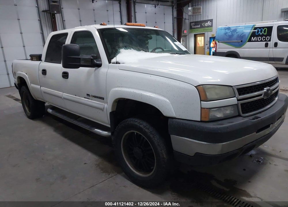 2006 CHEVROLET SILVERADO 2500HD LT1 VIN: 1GCHK23U86F182141