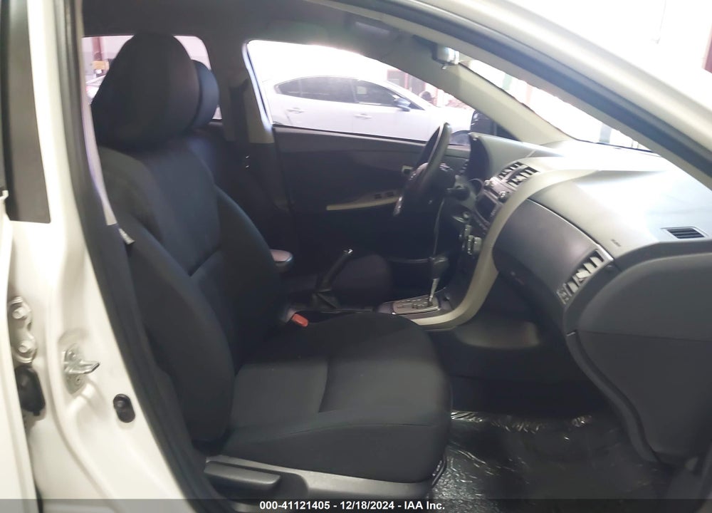 2011 TOYOTA COROLLA S VIN: 2T1BU4EE1BC690083