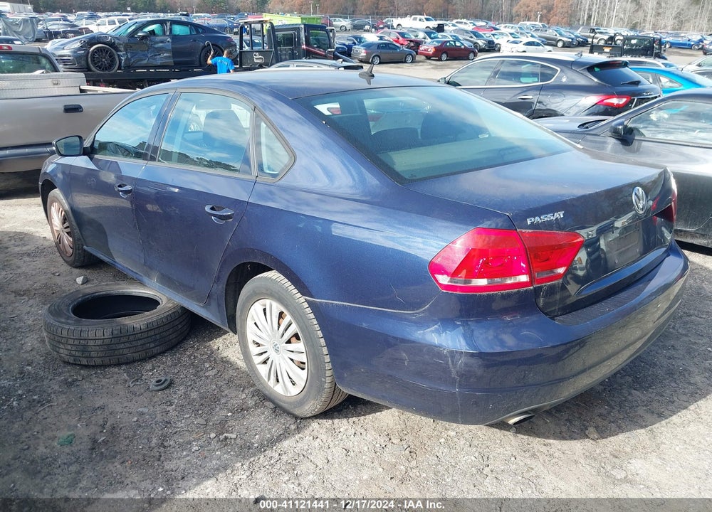 2015 VOLKSWAGEN PASSAT VIN: 1VWAT7A35FC076430