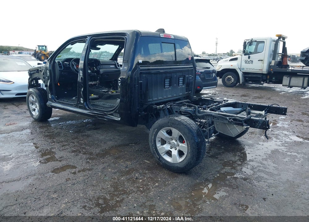 2021 RAM 1500 VIN: 1C6RREJT7MN673743