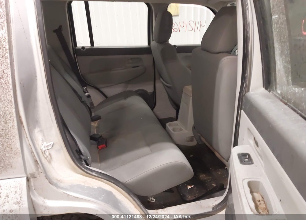 2008 JEEP LIBERTY SPORT VIN: 1J8GN28KX8W174841