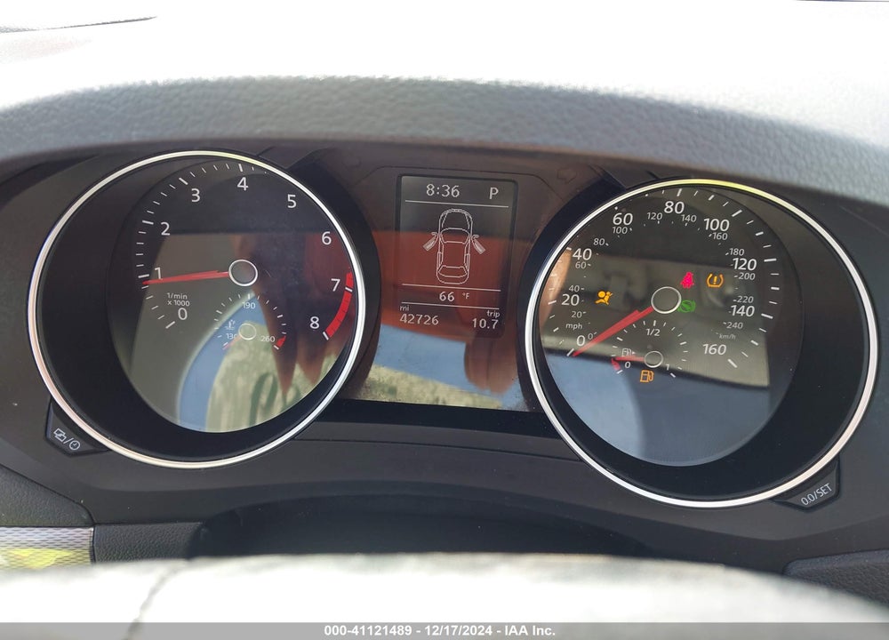 2018 VOLKSWAGEN JETTA VIN: 3VWDB7AJ7JM203474