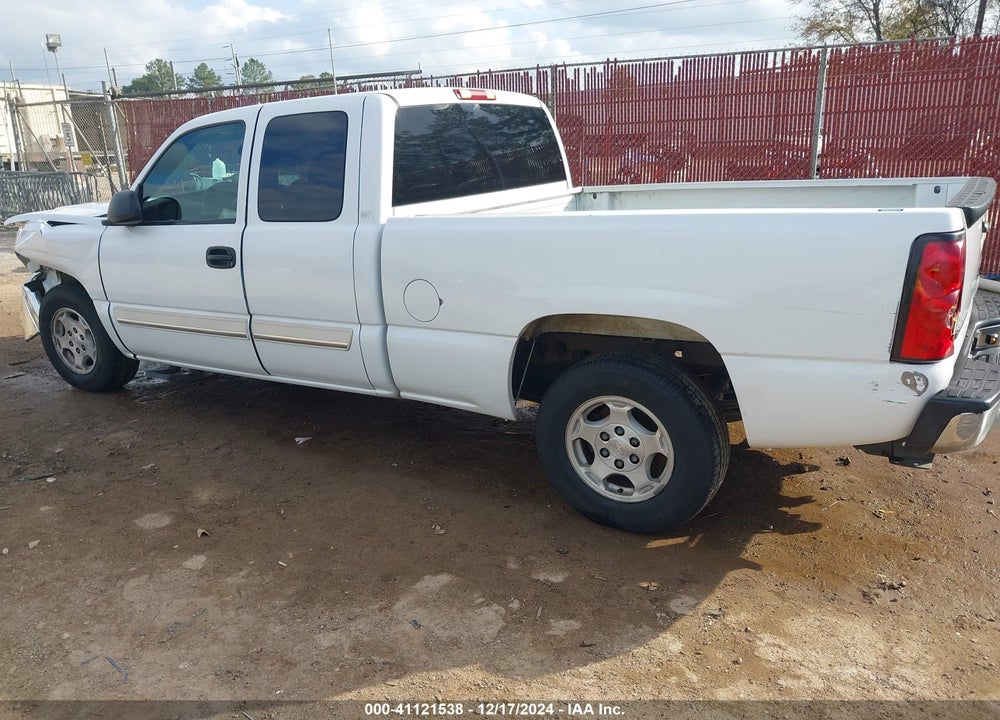 2004 CHEVROLET SILVERADO 1500 LS VIN: 2GCEC19V641312609