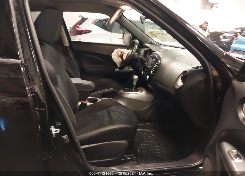 2016 NISSAN JUKE SV VIN: JN8AF5MR5GT604567