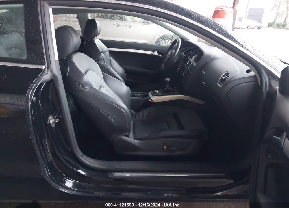 2012 AUDI A5 2.0T PREMIUM VIN: WAURFAFRXCA008605