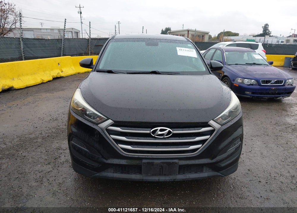 2017 HYUNDAI TUCSON SE VIN: KM8J23A46HU263045