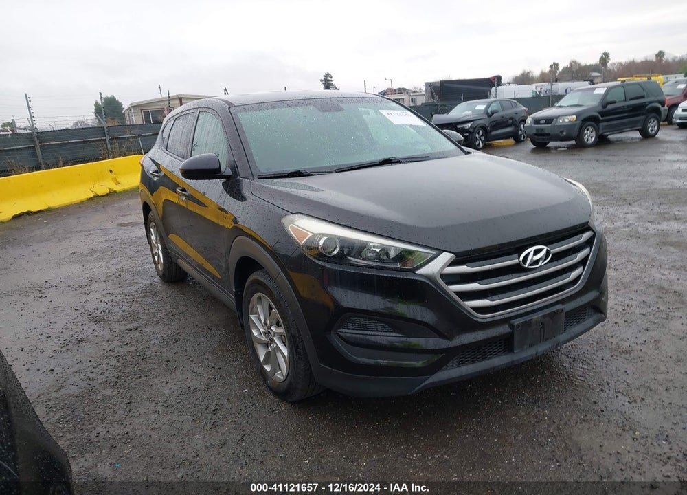 2017 HYUNDAI TUCSON SE VIN: KM8J23A46HU263045