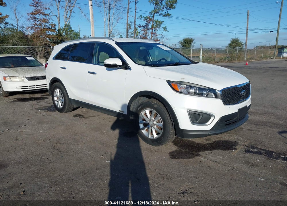 2016 KIA SORENTO 2.4L LX VIN: 5XYPGDA37GG098149
