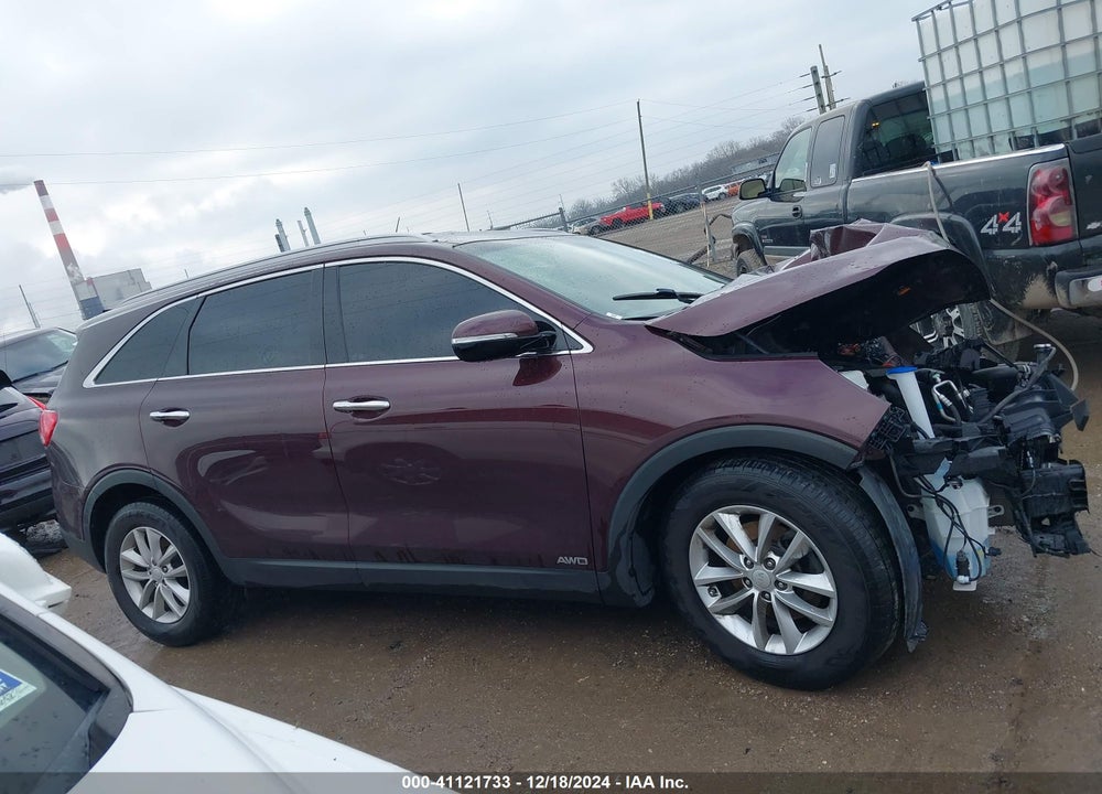 2018 KIA SORENTO 2.4L LX VIN: 5XYPGDA30JG406401