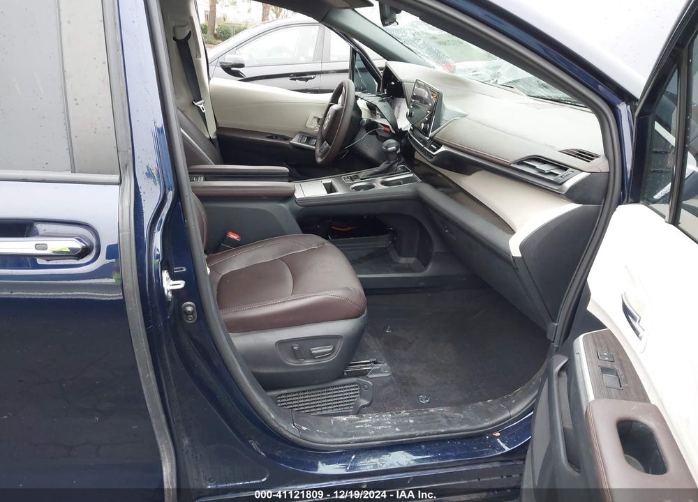 2021 TOYOTA SIENNA PLATINUM VIN: 5TDERKEC0MS050006