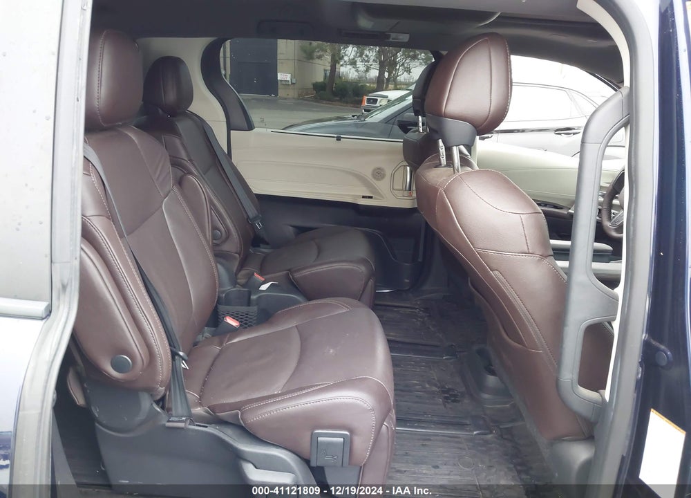 2021 TOYOTA SIENNA PLATINUM VIN: 5TDERKEC0MS050006