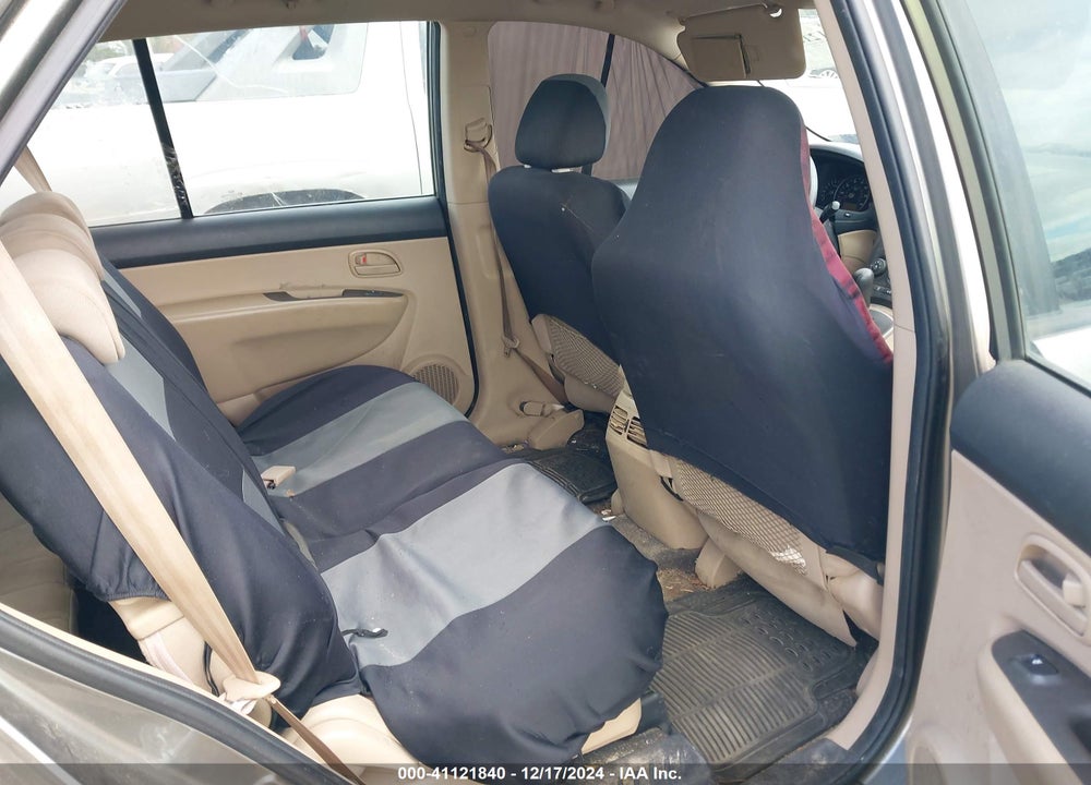 2010 KIA RONDO VIN: KNAHG8C85A7299876