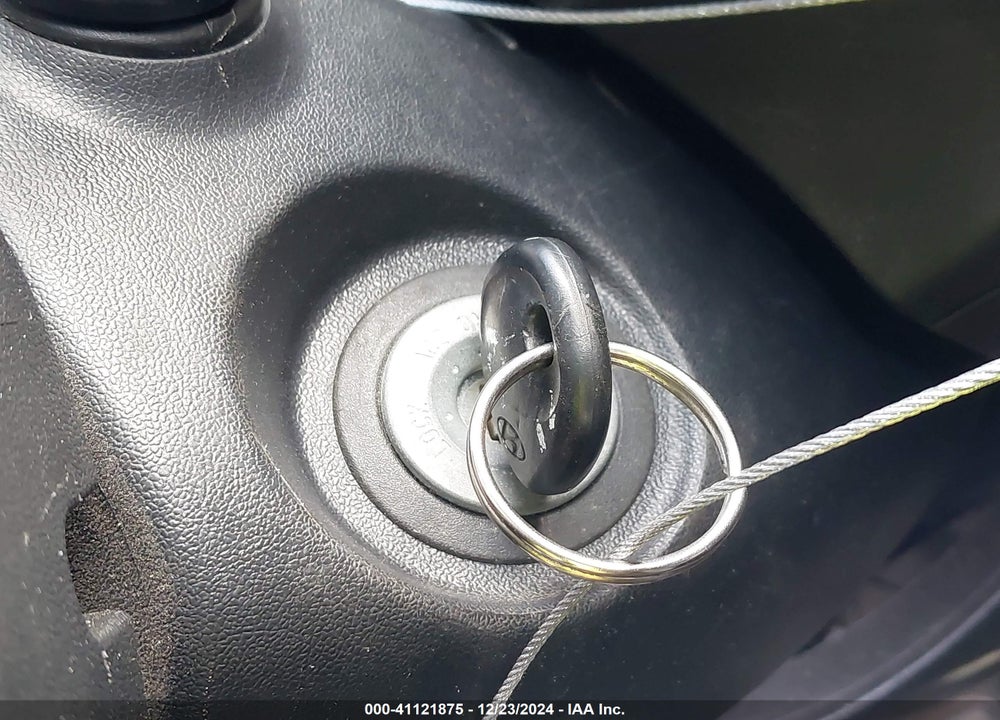 2012 HYUNDAI TUCSON GLS VIN: KM8JU3AC1CU386780