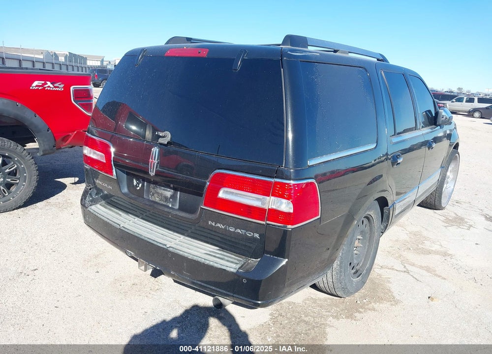 2012 LINCOLN NAVIGATOR VIN: 5LMJJ2J52CEL05636