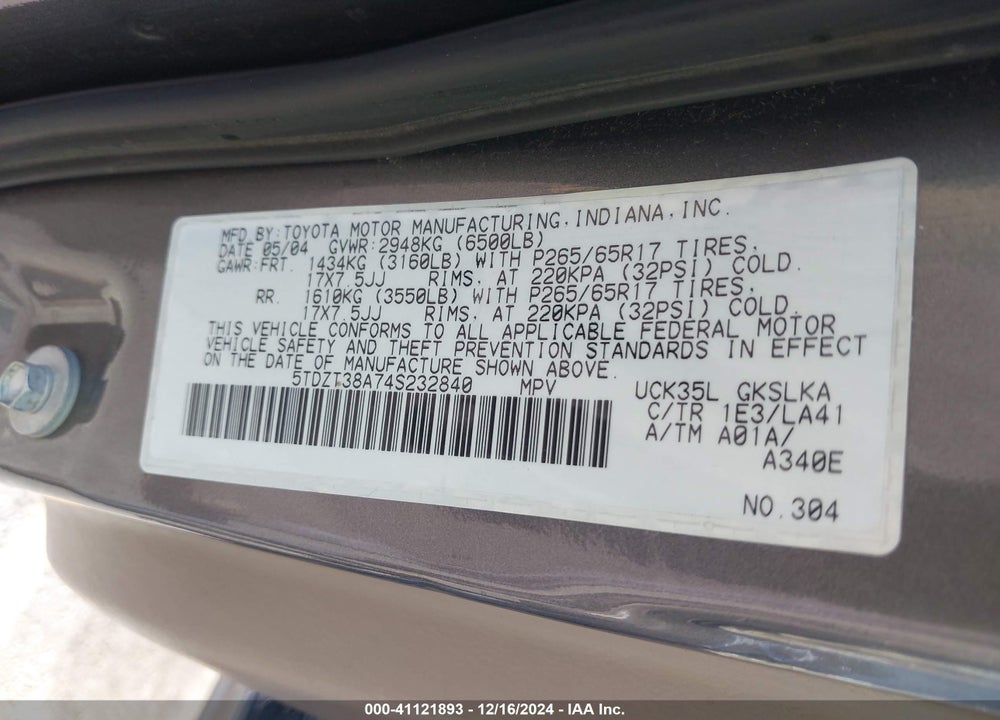 2004 TOYOTA SEQUOIA LIMITED V8 VIN: 5TDZT38A74S232840