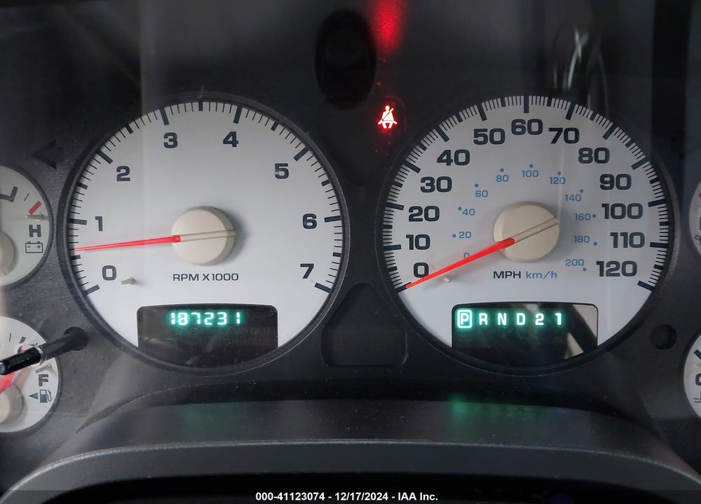 2004 DODGE RAM 1500 SLT/LARAMIE VIN: 1D7HA18N74S765180