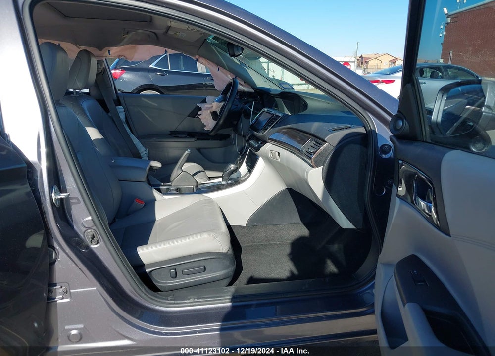 2016 HONDA ACCORD TOURING VIN: 1HGCR3F90GA013993