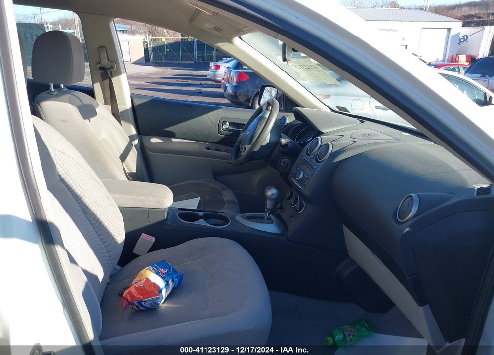 2011 NISSAN ROGUE S VIN: JN8AS5MV1BW252961