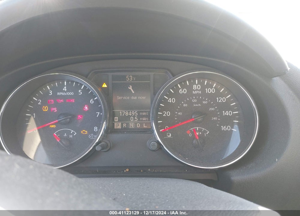 2011 NISSAN ROGUE S VIN: JN8AS5MV1BW252961
