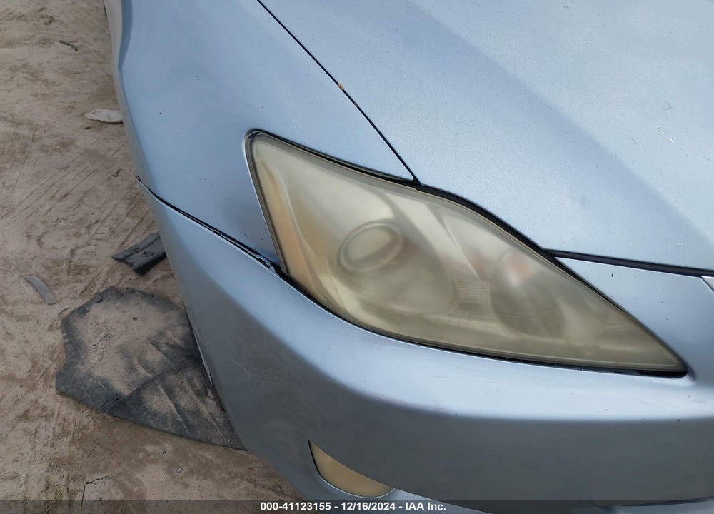 2007 LEXUS IS 250 VIN: JTHCK262472009566