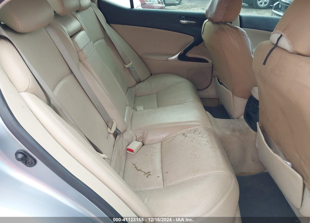 2007 LEXUS IS 250 VIN: JTHCK262472009566