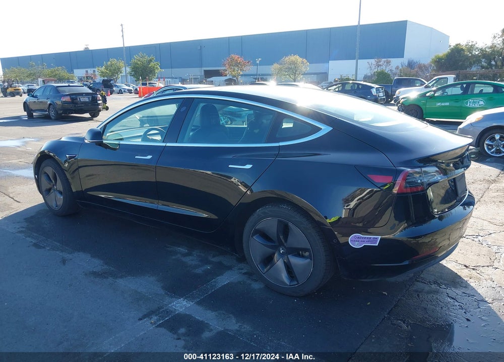 2019 TESLA MODEL 3 LONG RANGE/PERFORMANCE VIN: 5YJ3E1EB8KF208842