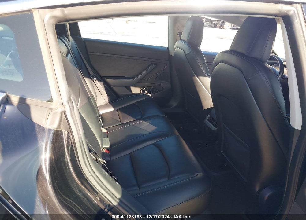 2019 TESLA MODEL 3 LONG RANGE/PERFORMANCE VIN: 5YJ3E1EB8KF208842