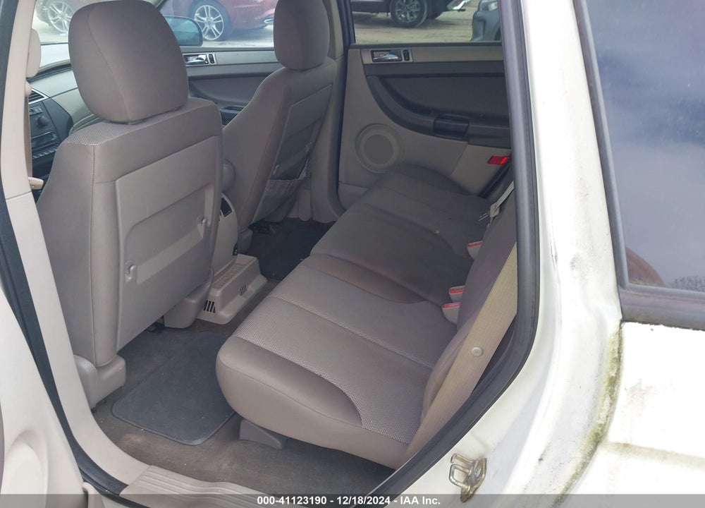 2005 CHRYSLER PACIFICA VIN: 2C4GM48L25R556770