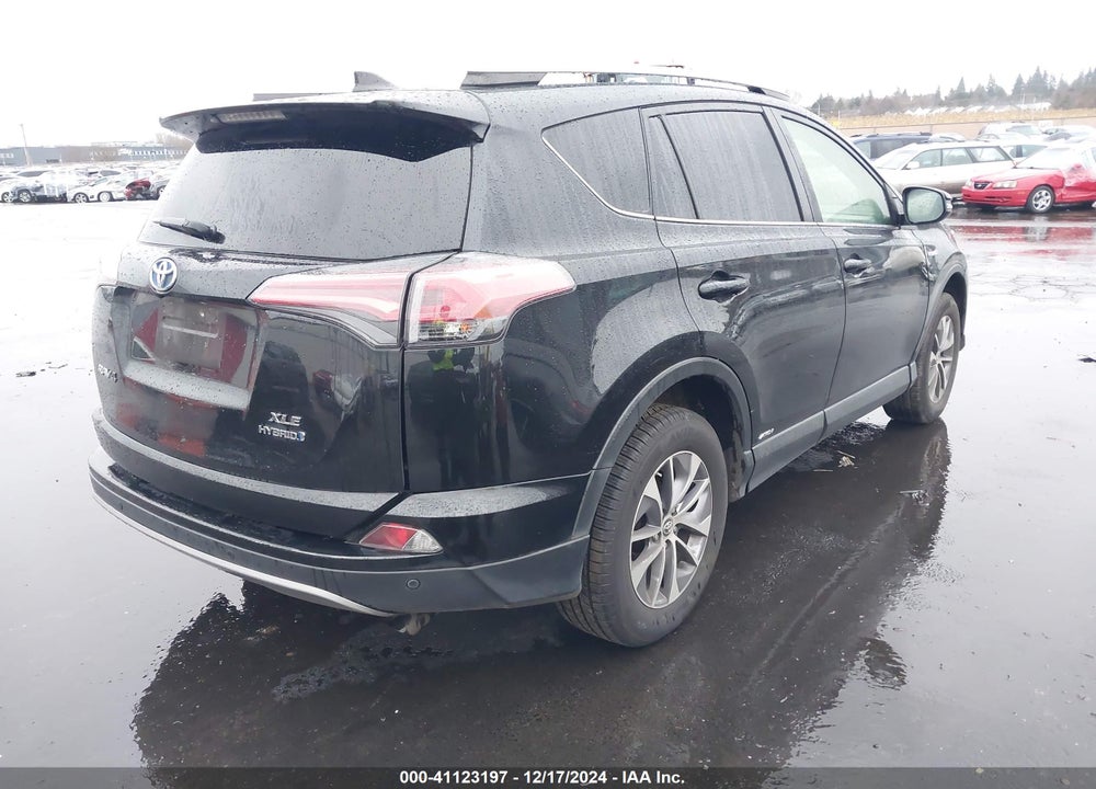 2017 TOYOTA RAV4 HV LE/XLE VIN: JTMRJREV6HD098419