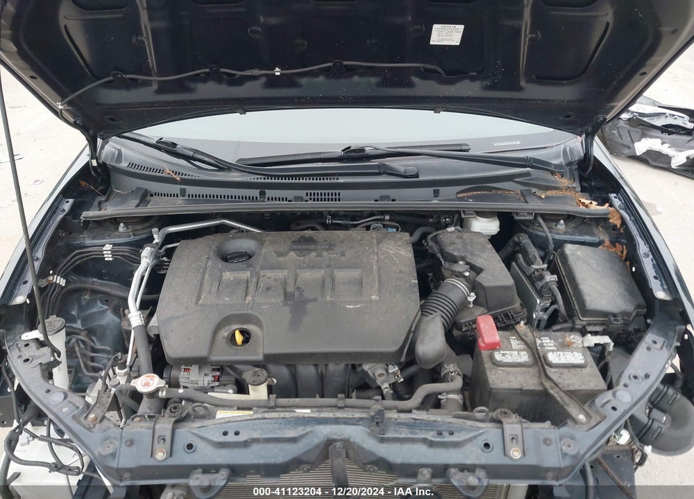 2019 TOYOTA COROLLA XLE VIN: 2T1BURHE6KC221998