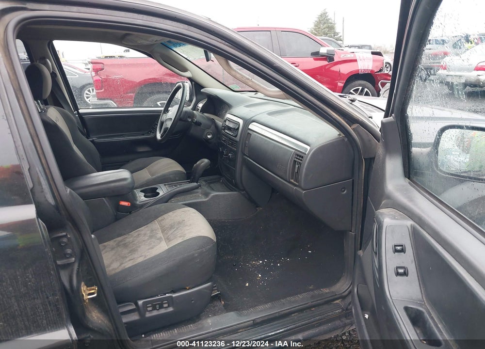 2004 JEEP GRAND CHEROKEE LAREDO VIN: 1J4GW48S74C279407