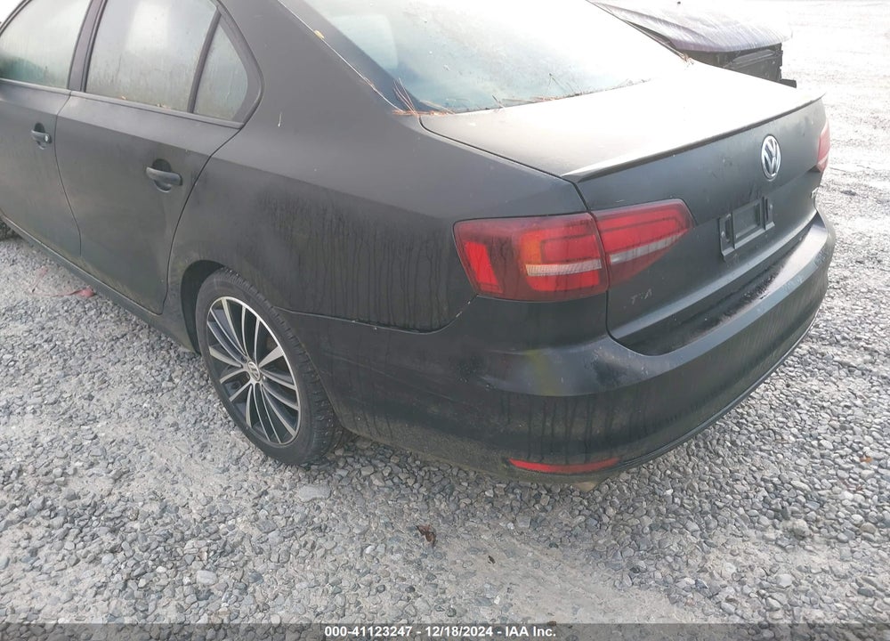 2016 VOLKSWAGEN JETTA VIN: 3VWD17AJ3GM411363
