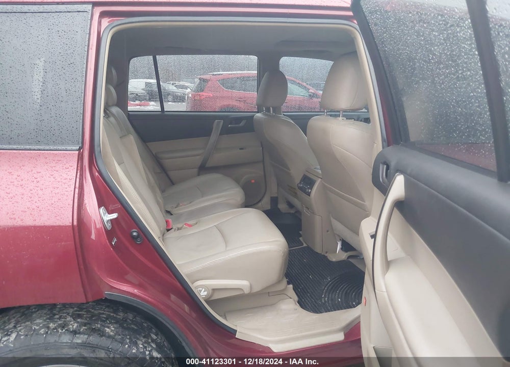 2008 TOYOTA HIGHLANDER SPORT VIN: JTEES43AX82029108