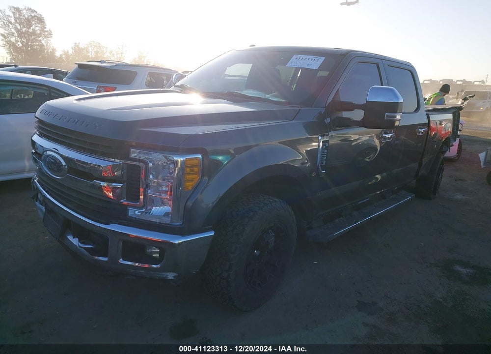 2017 FORD F-250 XLT VIN: 1FT7W2A60HEF16109