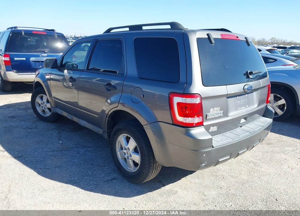 2010 FORD ESCAPE XLT VIN: 1FMCU0D75AKA29956
