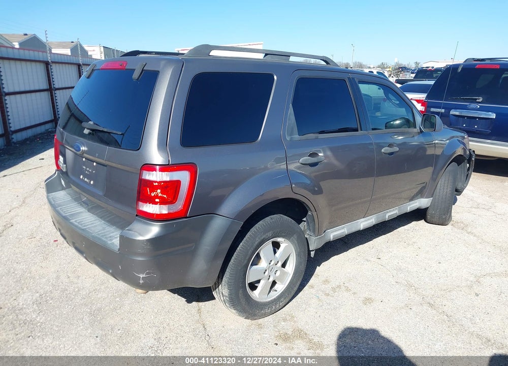 2010 FORD ESCAPE XLT VIN: 1FMCU0D75AKA29956