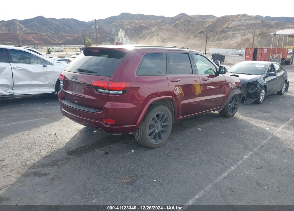 2017 JEEP GRAND CHEROKEE VIN: 1C4RJEAG1HC888443