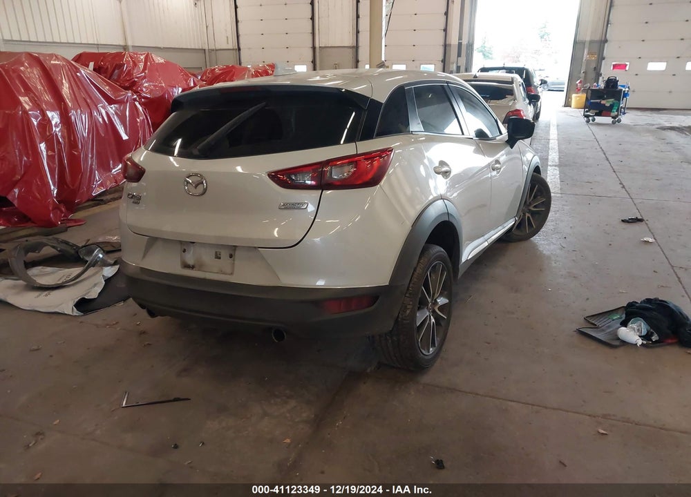 2016 MAZDA CX-3 GRAND TOURING VIN: JM1DKBD76G0112083