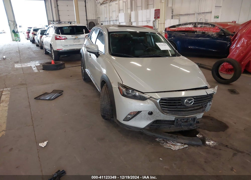 2016 MAZDA CX-3 GRAND TOURING VIN: JM1DKBD76G0112083