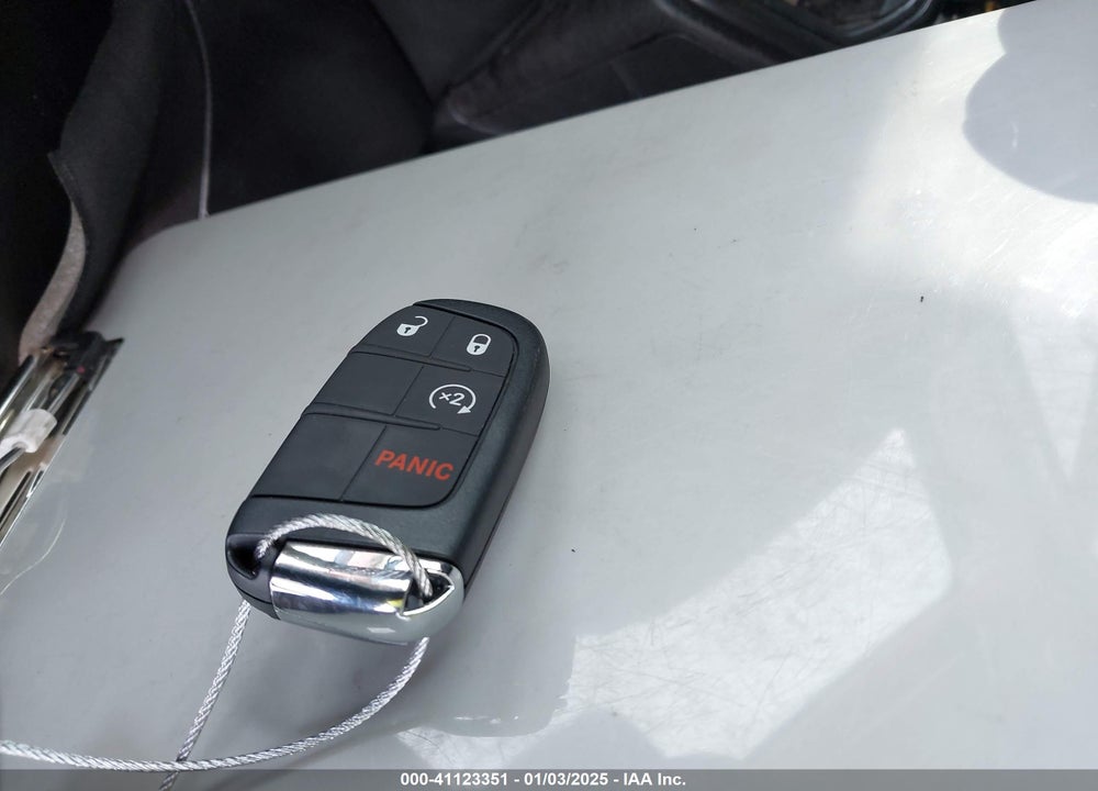 2020 JEEP RENEGADE SPORT FWD VIN: ZACNJAAB8LPL06593