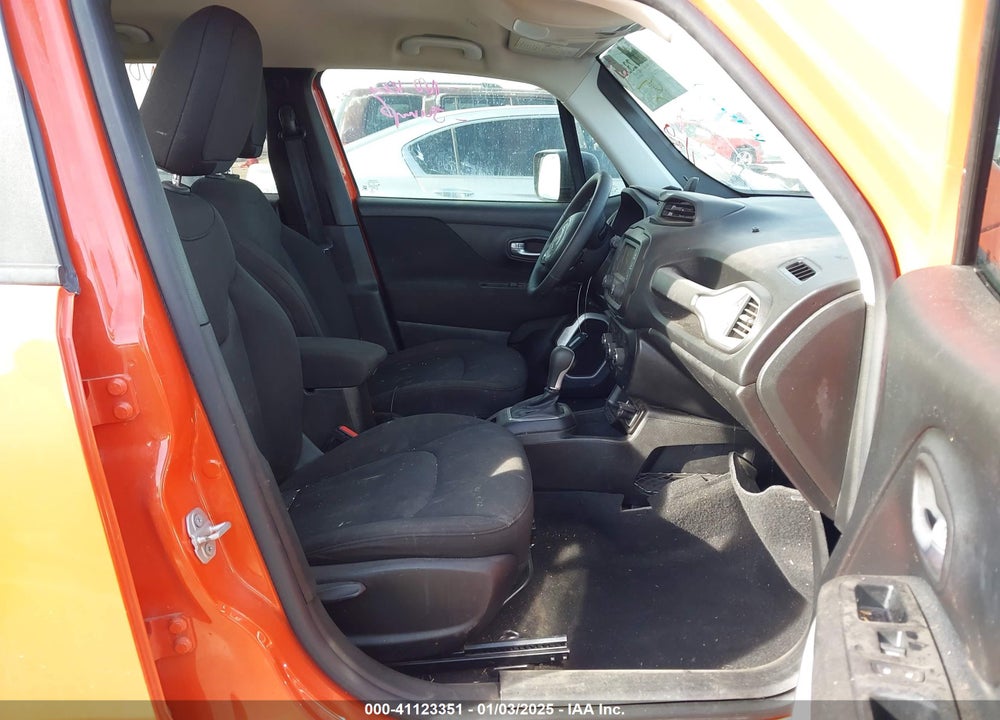 2020 JEEP RENEGADE SPORT FWD VIN: ZACNJAAB8LPL06593